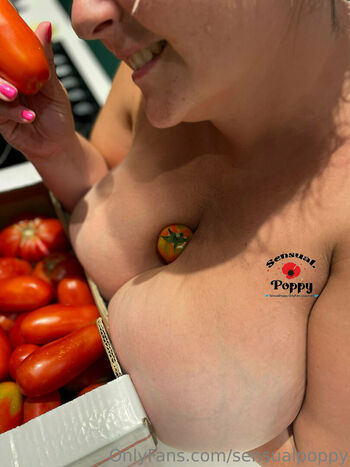 sensualpoppy
