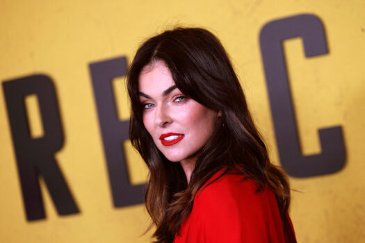 Serinda Swan