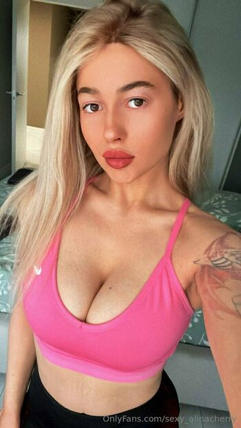 sexy_alinacherry