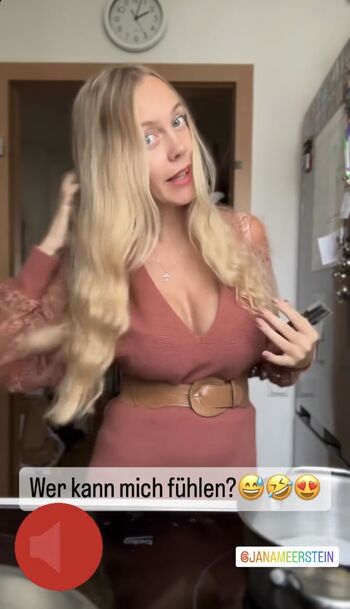 Sexy Julia