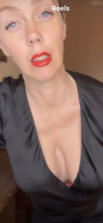 Sexy Julia