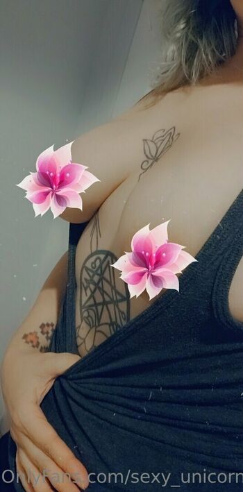 sexy_unicorn_free