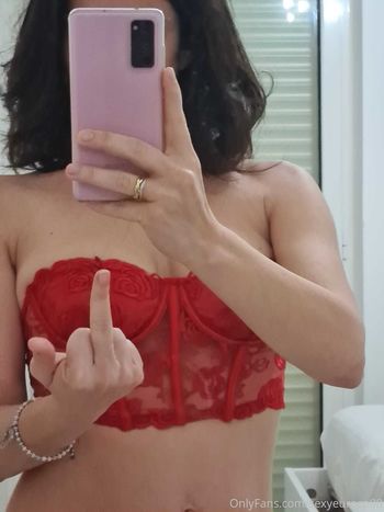 sexylatinawife