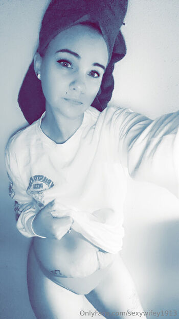 sexywifey1913