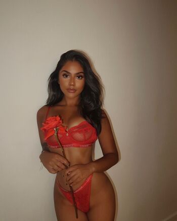 Shaniya Nisha