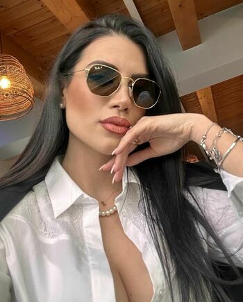 Sharon De Luca