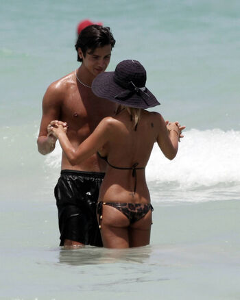 Shauna Sand