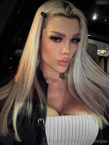 Shayblonde