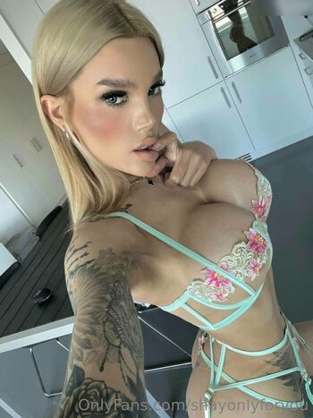Shayblonde