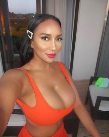 ShayLiving