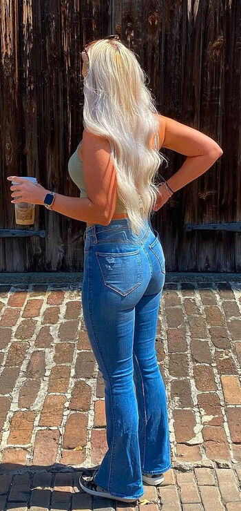 Shelby Magnus