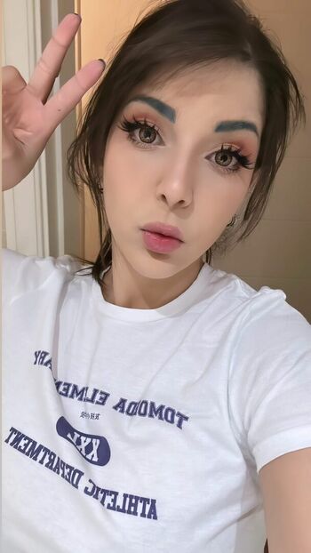 Shermie Cosplay