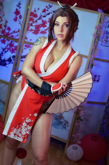 Shermie Cosplay