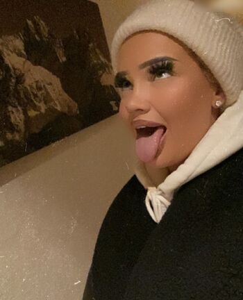 Shirin David