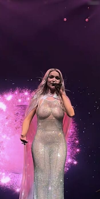 Shirin David