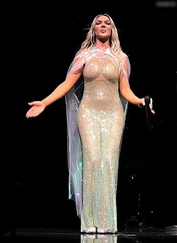 Shirin David