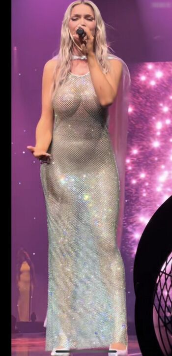 Shirin David