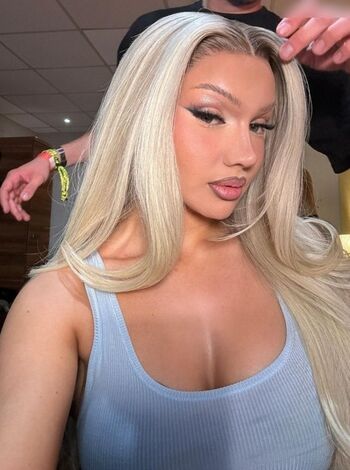 Shirin David