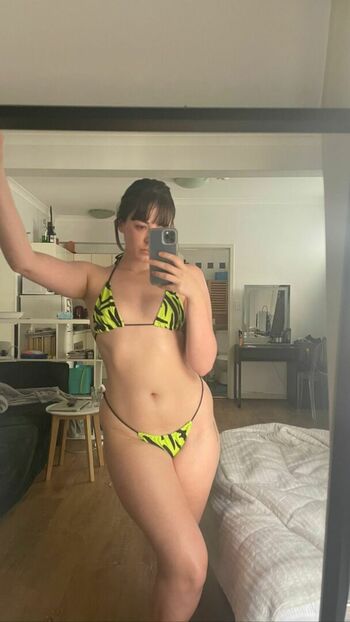 Shutupmichaelaa