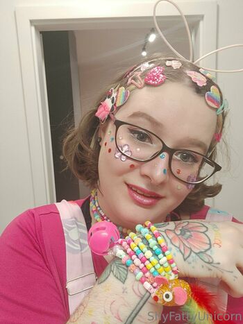 shyfattyunicorn