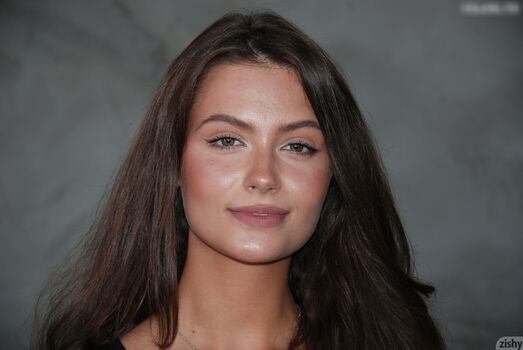 Shyla Volbeck