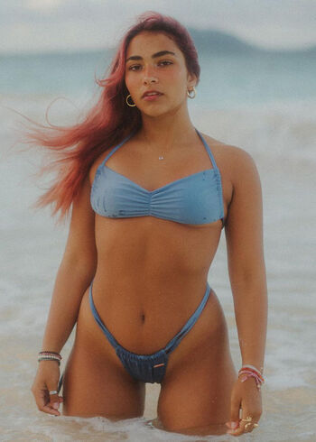 Sienna Gomez