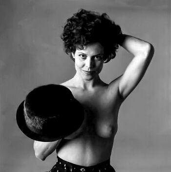 Sigourney Weaver