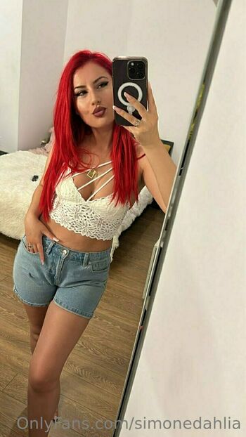 simonedahlia