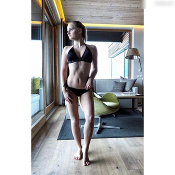 Sissie_Loves_It