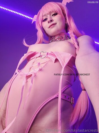 Skyla Starcrest