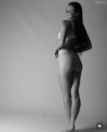 Skyle lee Elliott