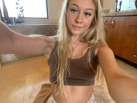 skylerstormxo