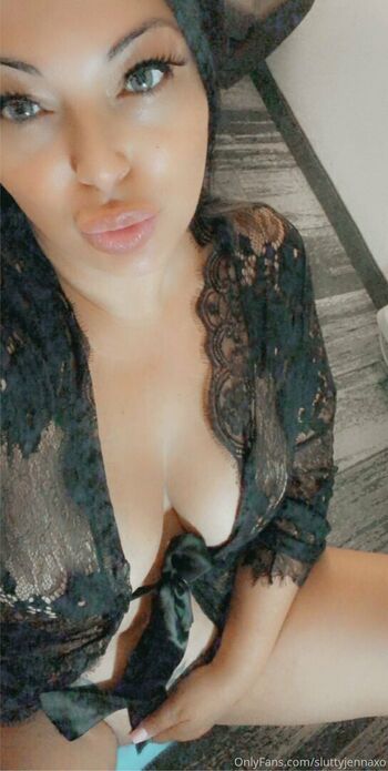 sluttyjennaxo
