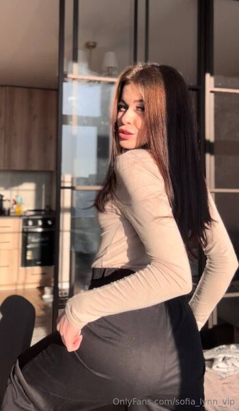 sofia_lynn_vip