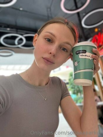 sofiaaaparker