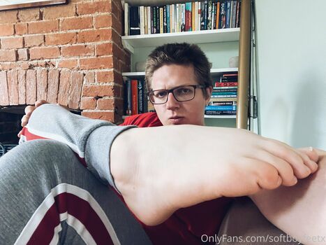 softboyfeetx