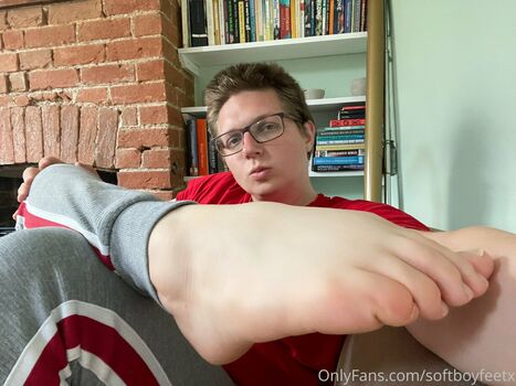softboyfeetx
