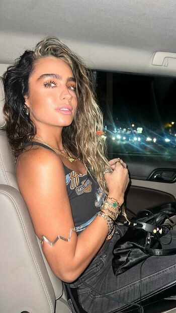 Sommer Ray