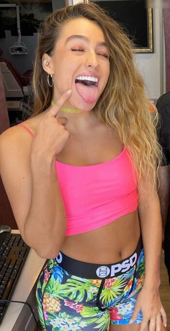 Sommer Ray