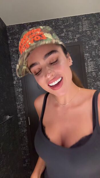 Sommer Ray
