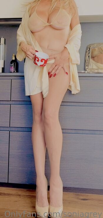 Sonia Grey