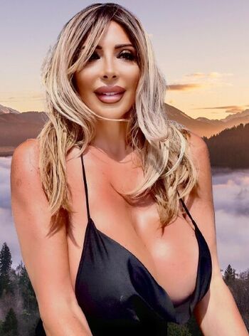 Sonia Grey