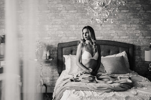 sonyaswiftxo_myfreeone