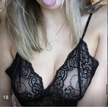 Sophiataylorxx