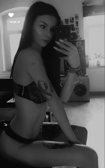 sophie208_666