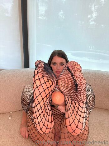 sophiedeevip