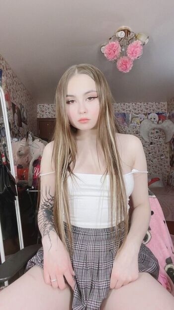 Sora4kawu, Sora_4ka, Emilyfluffy, Emily_Qween