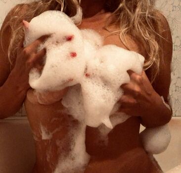 Spicy Sexwife