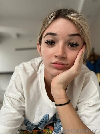 Stella Samore