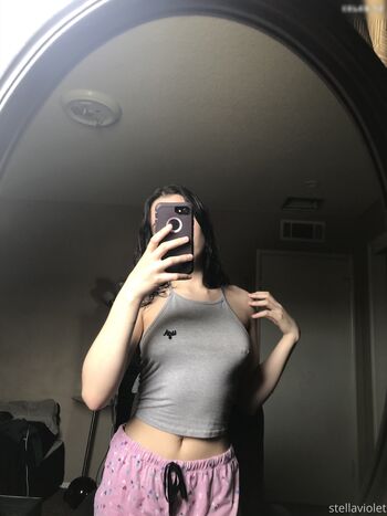 Stella Violet